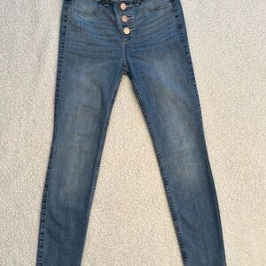 Abercrombie Kids. High-rise Jean Legging. Size 11/12 Slim. Light Wash Denim.